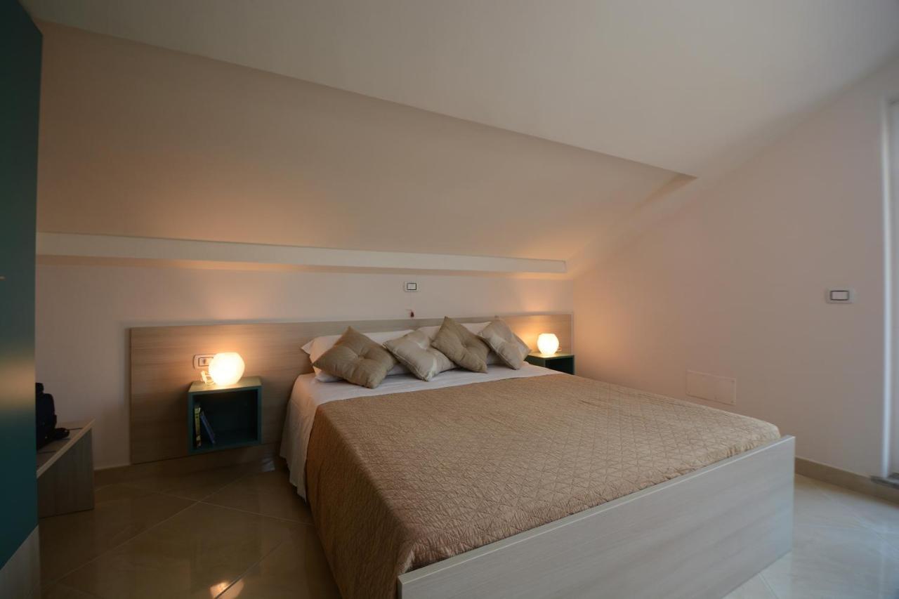 Askia Rooms & Breakfast อาเชอา ภายนอก รูปภาพ