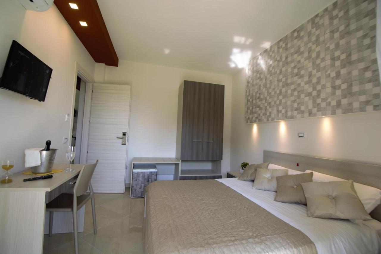 Askia Rooms & Breakfast อาเชอา ภายนอก รูปภาพ
